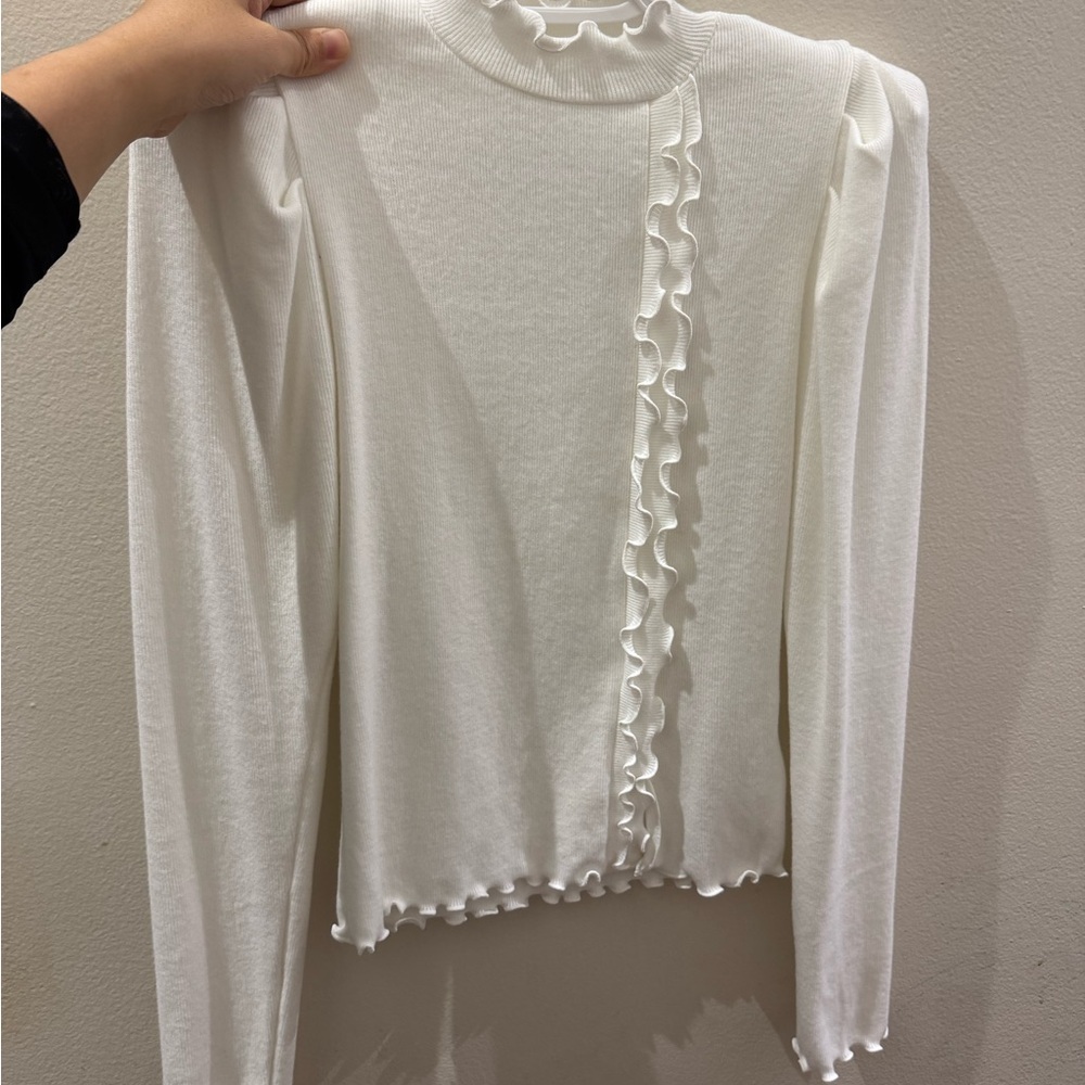 Elegant White Ruffled Women's Top